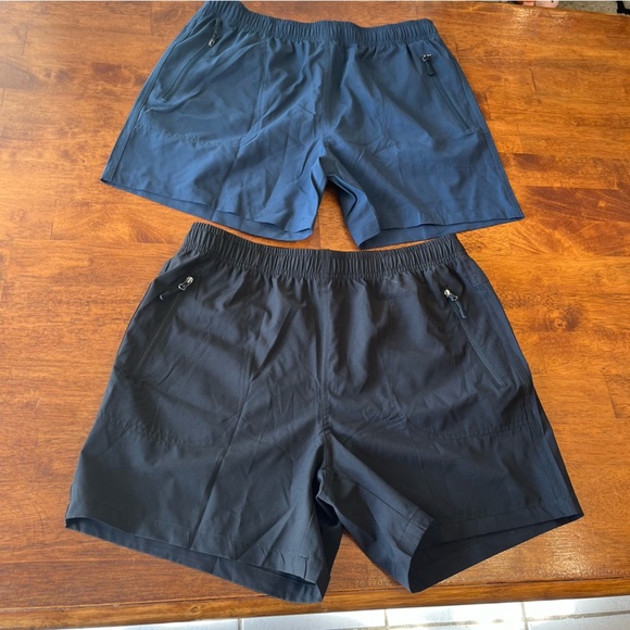 Nomolen NWOT black navy lightweight shorts size medium - Picture 1 of 8
